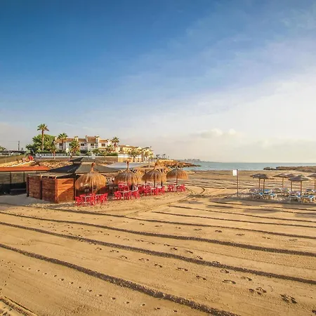 Dom wakacyjny 2 Bedroom Stunning In *